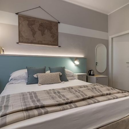 Aquamarina Hotell La Spezia Exteriör bild